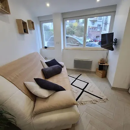 Joli Centre-ville Apartment